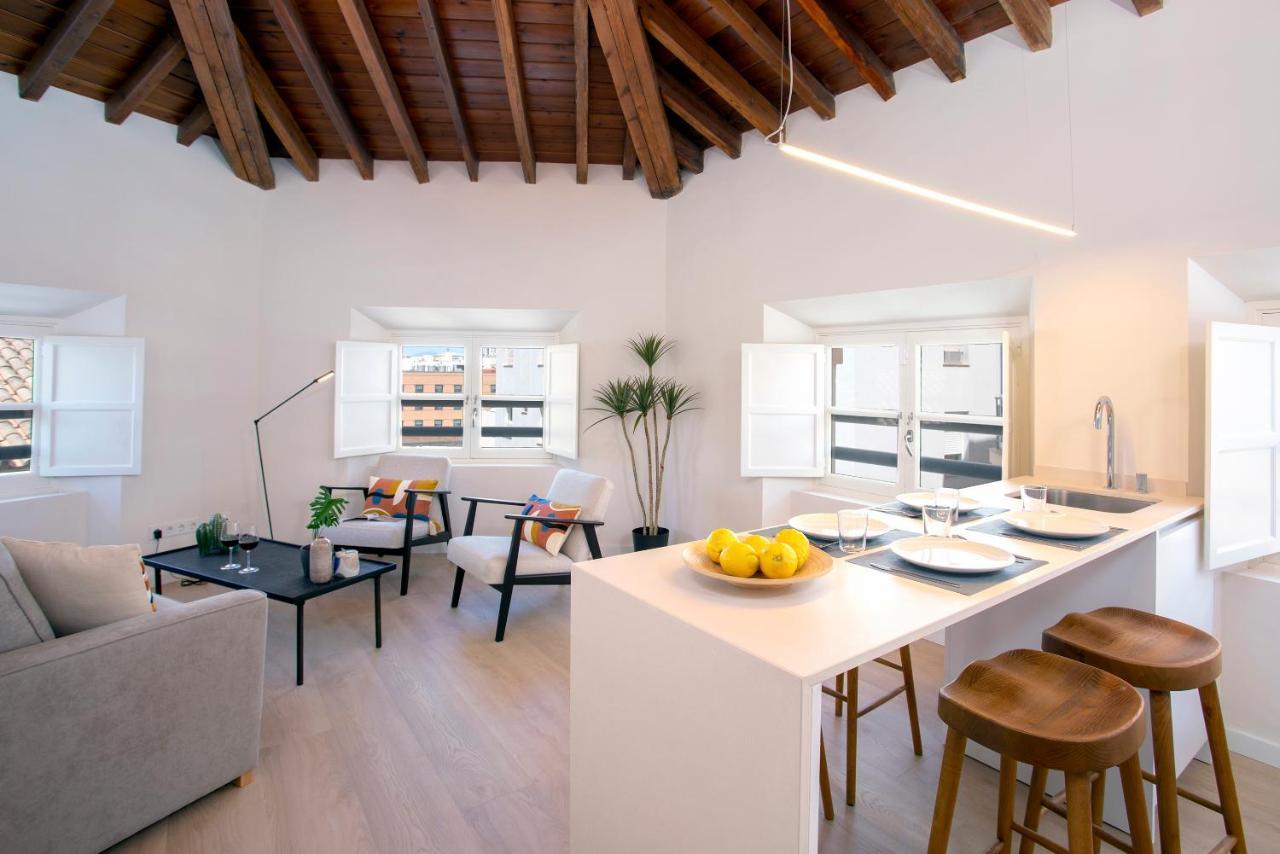 Apartamentos Thyssen Cisneros By Rent Me مالقة المظهر الخارجي الصورة